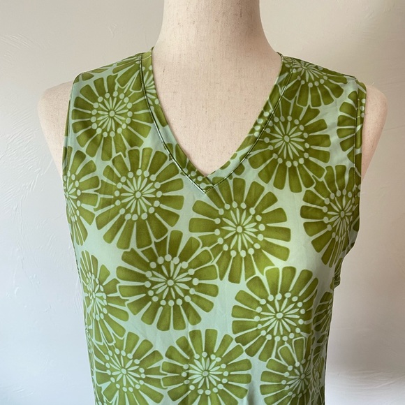 ATHLETA Sleeveless Lightweight Stretch Top - Picture 2 of 6